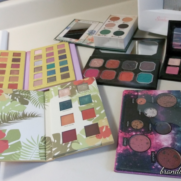Makeup bundle - Picture 3 of 7